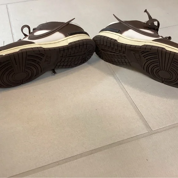 Nike Women’s Dunk Low Shoes - Picture 5 of 5